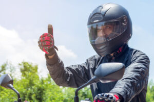 North Carolina motorcycle helmet laws in Charlotte, motorcycle rider wearing a helmet